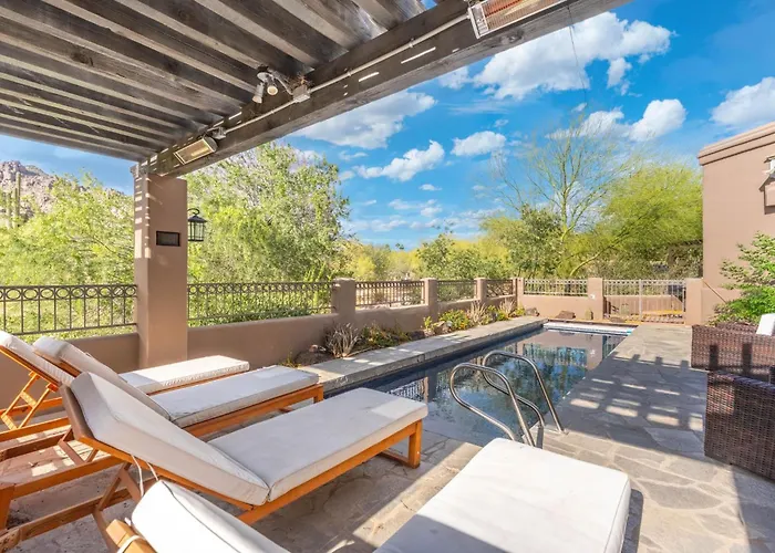 Luxury Estate With Pool Sport Court & Mtn Views Dom wakacyjny Cave Creek