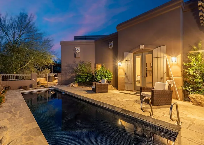 Luxury Estate With Pool Sport Court & Mtn Views Dom wakacyjny *