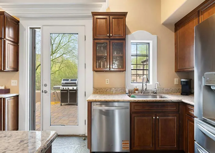 Luxury Estate With Pool Sport Court & Mtn Views Cave Creek