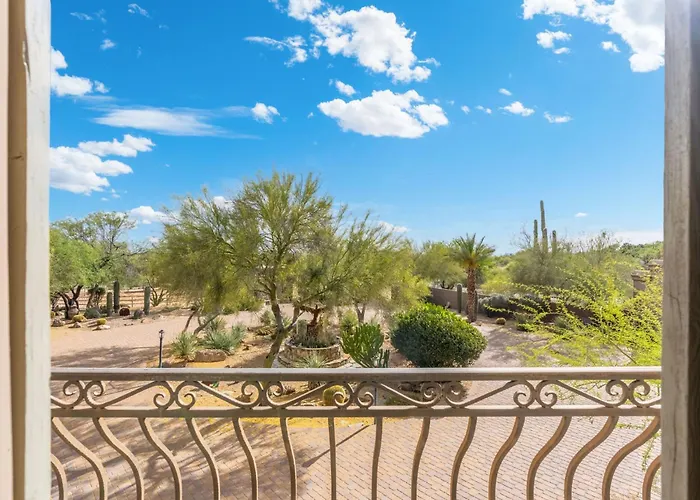 Luxury Estate With Pool Sport Court & Mtn Views Dom wakacyjny Cave Creek